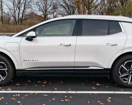 Белый Шевроле Equinox EV, объемом двигателя 0 л и пробегом 11 тыс. км за 31000 $, фото 3 на Automoto.ua