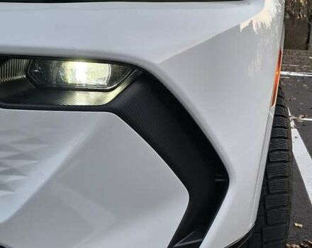 Белый Шевроле Equinox EV, объемом двигателя 0 л и пробегом 11 тыс. км за 31000 $, фото 23 на Automoto.ua