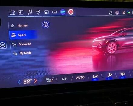 Белый Шевроле Equinox EV, объемом двигателя 0 л и пробегом 11 тыс. км за 31000 $, фото 47 на Automoto.ua