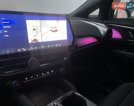 Белый Шевроле Equinox EV, объемом двигателя 0 л и пробегом 11 тыс. км за 30999 $, фото 49 на Automoto.ua