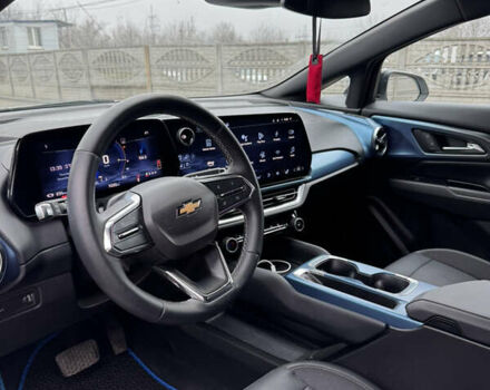 Белый Шевроле Equinox EV, объемом двигателя 0 л и пробегом 7 тыс. км за 29000 $, фото 5 на Automoto.ua