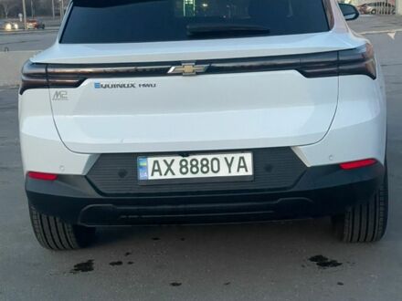 Белый Шевроле Equinox EV, объемом двигателя 0 л и пробегом 10 тыс. км за 28000 $, фото 1 на Automoto.ua