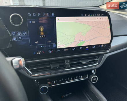 Черный Шевроле Equinox EV, объемом двигателя 0 л и пробегом 6 тыс. км за 30000 $, фото 8 на Automoto.ua