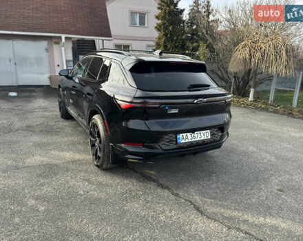 Черный Шевроле Equinox EV, объемом двигателя 0 л и пробегом 6 тыс. км за 30000 $, фото 3 на Automoto.ua