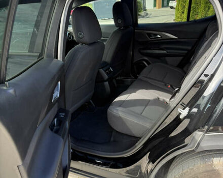 Черный Шевроле Equinox EV, объемом двигателя 0 л и пробегом 10 тыс. км за 29499 $, фото 13 на Automoto.ua