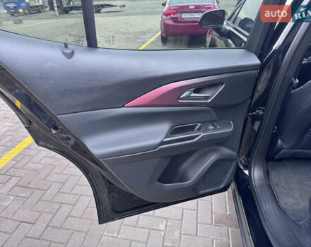 Черный Шевроле Equinox EV, объемом двигателя 0 л и пробегом 4 тыс. км за 27500 $, фото 9 на Automoto.ua