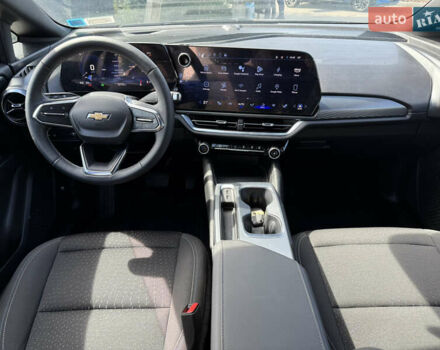 Черный Шевроле Equinox EV, объемом двигателя 0 л и пробегом 10 тыс. км за 29499 $, фото 14 на Automoto.ua