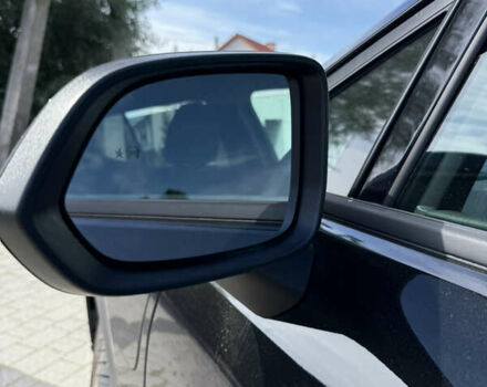 Черный Шевроле Equinox EV, объемом двигателя 0 л и пробегом 10 тыс. км за 29499 $, фото 12 на Automoto.ua