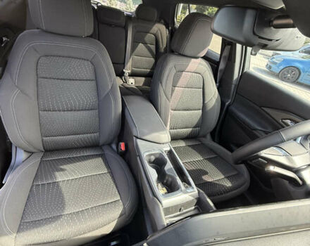 Черный Шевроле Equinox EV, объемом двигателя 0 л и пробегом 10 тыс. км за 29499 $, фото 6 на Automoto.ua