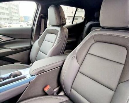 Черный Шевроле Equinox EV, объемом двигателя 0 л и пробегом 2 тыс. км за 31900 $, фото 7 на Automoto.ua