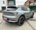 Серый Шевроле Equinox EV, объемом двигателя 0 л и пробегом 9 тыс. км за 28999 $, фото 5 на Automoto.ua