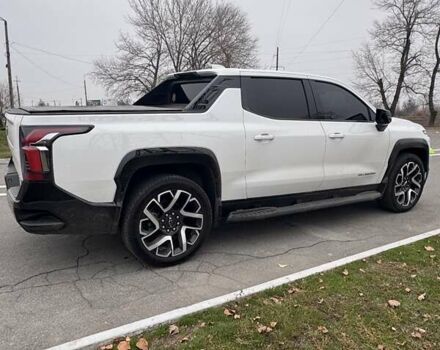 Білий Шевроле Silverado EV, об'ємом двигуна 0 л та пробігом 9 тис. км за 110000 $, фото 3 на Automoto.ua
