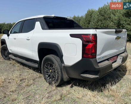 Білий Шевроле Silverado EV, об'ємом двигуна 0 л та пробігом 9 тис. км за 65000 $, фото 9 на Automoto.ua