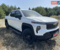 Білий Шевроле Silverado EV, об'ємом двигуна 0 л та пробігом 9 тис. км за 65000 $, фото 11 на Automoto.ua