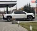 Білий Шевроле Silverado EV, об'ємом двигуна 0 л та пробігом 9 тис. км за 110000 $, фото 6 на Automoto.ua