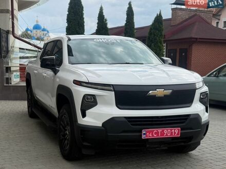 Белый Шевроле Silverado EV, объемом двигателя 0 л и пробегом 13 тыс. км за 63500 $, фото 1 на Automoto.ua