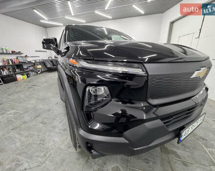 Чорний Шевроле Silverado EV, об'ємом двигуна 0 л та пробігом 8 тис. км за 67000 $, фото 14 на Automoto.ua