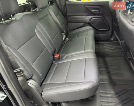 Чорний Шевроле Silverado EV, об'ємом двигуна 0 л та пробігом 8 тис. км за 67000 $, фото 25 на Automoto.ua