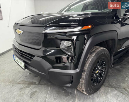 Чорний Шевроле Silverado EV, об'ємом двигуна 0 л та пробігом 8 тис. км за 67000 $, фото 5 на Automoto.ua