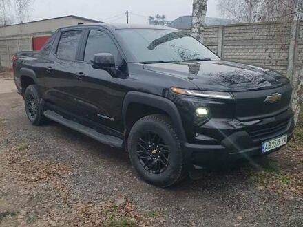 Черный Шевроле Silverado EV, объемом двигателя 0 л и пробегом 11 тыс. км за 68000 $, фото 1 на Automoto.ua