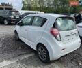 Білий Шевроле Spark EV, об'ємом двигуна 0 л та пробігом 93 тис. км за 5999 $, фото 2 на Automoto.ua