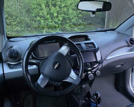 Белый Шевроле Spark EV, объемом двигателя 0 л и пробегом 82 тыс. км за 6500 $, фото 11 на Automoto.ua