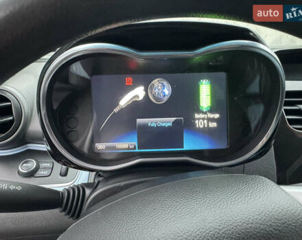 Черный Шевроле Spark EV, объемом двигателя 0 л и пробегом 106 тыс. км за 6400 $, фото 10 на Automoto.ua