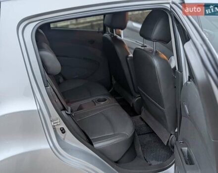 Серый Шевроле Spark EV, объемом двигателя 0 л и пробегом 77 тыс. км за 7300 $, фото 16 на Automoto.ua