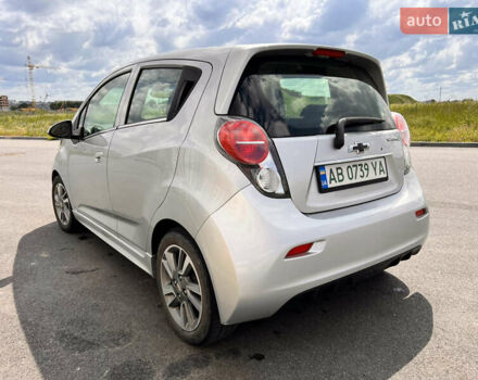 Серый Шевроле Spark EV, объемом двигателя 0 л и пробегом 90 тыс. км за 8000 $, фото 2 на Automoto.ua