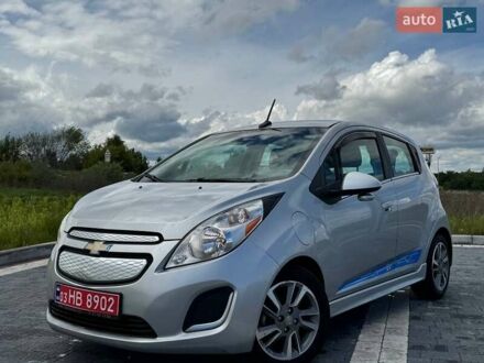 Шевроле Spark EV 2015 в Львове на Automoto.ua Серый Шевроле Spark EV, объемом двигателя 0 л и пробегом 88 тыс. км за 6500 $, фото 1 на Automoto.ua