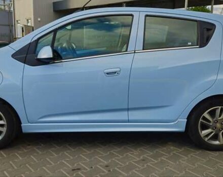 Синий Шевроле Spark EV, объемом двигателя 0 л и пробегом 44 тыс. км за 8300 $, фото 11 на Automoto.ua