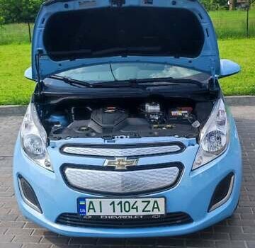 Синий Шевроле Spark EV, объемом двигателя 0 л и пробегом 70 тыс. км за 8500 $, фото 9 на Automoto.ua