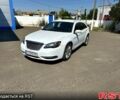 Білий Крайслер 200, об'ємом двигуна 2.4 л та пробігом 0 тис. км за 8000 $, фото 1 на Automoto.ua