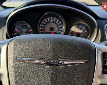 Белый Крайслер 200, объемом двигателя 2.36 л и пробегом 178 тыс. км за 6500 $, фото 45 на Automoto.ua