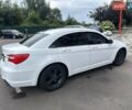 Белый Крайслер 200, объемом двигателя 2.36 л и пробегом 199 тыс. км за 7000 $, фото 7 на Automoto.ua