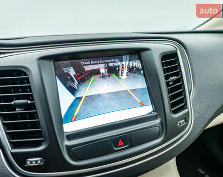 Белый Крайслер 200, объемом двигателя 2.4 л и пробегом 132 тыс. км за 9688 $, фото 15 на Automoto.ua