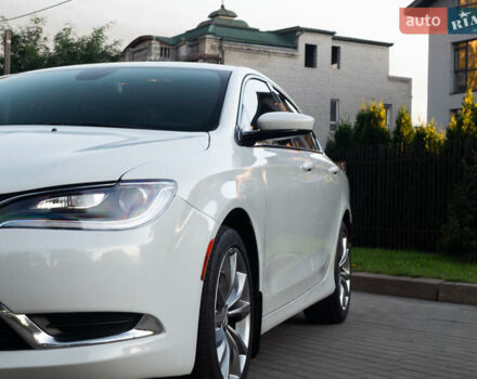 Крайслер 200 2014 у Кременчуге на Automoto.ua Білий Крайслер 200, об'ємом двигуна 2.36 л та пробігом 76 тис. км за 10600 $, фото 32 на Automoto.ua