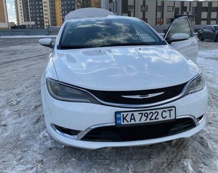 Белый Крайслер 200, объемом двигателя 2.36 л и пробегом 185 тыс. км за 12300 $, фото 1 на Automoto.ua
