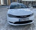 Белый Крайслер 200, объемом двигателя 2.36 л и пробегом 185 тыс. км за 12300 $, фото 1 на Automoto.ua