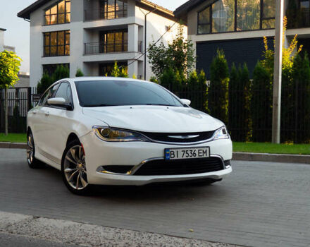 Крайслер 200 2014 у Кременчуге на Automoto.ua Білий Крайслер 200, об'ємом двигуна 2.36 л та пробігом 76 тис. км за 10600 $, фото 28 на Automoto.ua