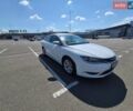 Белый Крайслер 200, объемом двигателя 2.4 л и пробегом 129 тыс. км за 9000 $, фото 1 на Automoto.ua