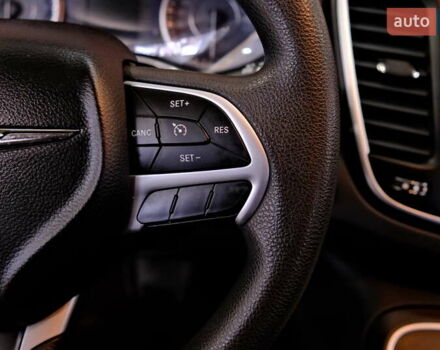 Белый Крайслер 200, объемом двигателя 2.4 л и пробегом 111 тыс. км за 8900 $, фото 17 на Automoto.ua