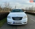 Білий Крайслер 200, об'ємом двигуна 2.36 л та пробігом 193 тис. км за 7800 $, фото 1 на Automoto.ua