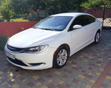 Белый Крайслер 200, объемом двигателя 2.4 л и пробегом 140 тыс. км за 10200 $, фото 1 на Automoto.ua