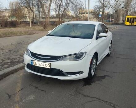Білий Крайслер 200, об'ємом двигуна 2.36 л та пробігом 159 тис. км за 8950 $, фото 8 на Automoto.ua