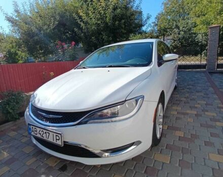 Белый Крайслер 200, объемом двигателя 2.4 л и пробегом 140 тыс. км за 10200 $, фото 10 на Automoto.ua