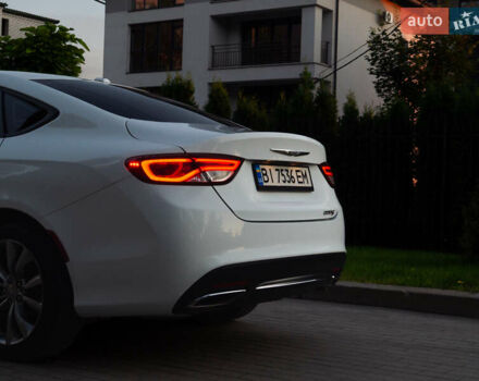 Крайслер 200 2014 у Кременчуге на Automoto.ua Білий Крайслер 200, об'ємом двигуна 2.36 л та пробігом 76 тис. км за 10600 $, фото 10 на Automoto.ua