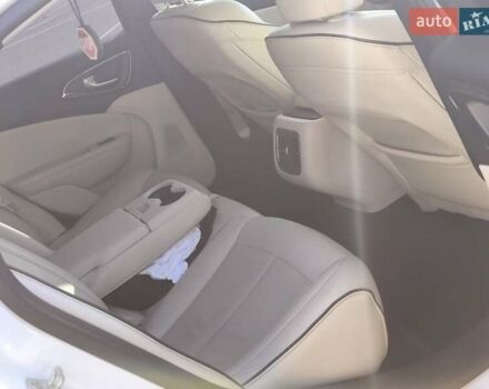 Белый Крайслер 200, объемом двигателя 2.36 л и пробегом 90 тыс. км за 11500 $, фото 27 на Automoto.ua