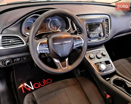 Белый Крайслер 200, объемом двигателя 2.4 л и пробегом 111 тыс. км за 8900 $, фото 26 на Automoto.ua