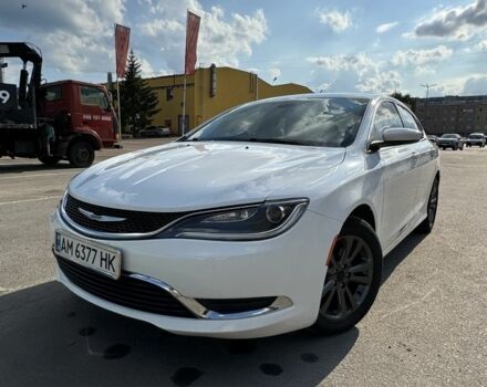 Белый Крайслер 200, объемом двигателя 2.4 л и пробегом 199 тыс. км за 8500 $, фото 12 на Automoto.ua